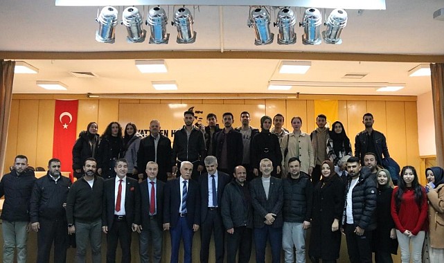 Başkan Cömertoğlu'ndan öğrencilere eğitim tavsiyesi