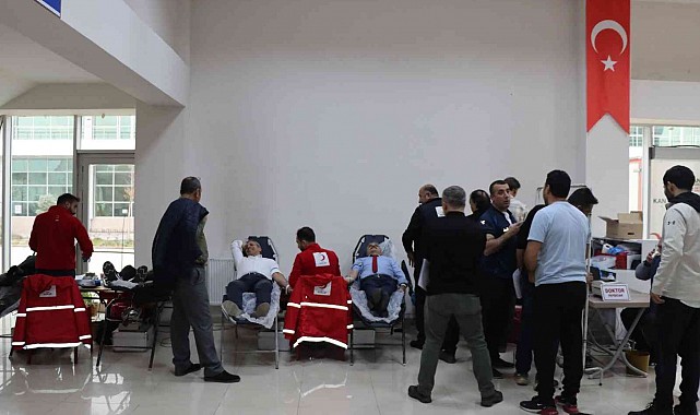 Kan talebine duyarsız kalmadılar