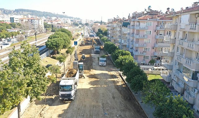 Aydın Büyükşehir Belediyesi yol çalışmalarını sürdürüyor