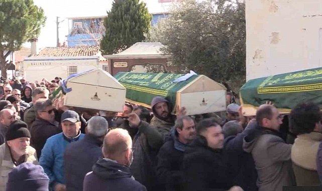 Hatay'dan gelen cenazeler Ayvalık'ta toprağa verildi
