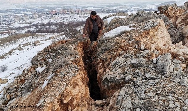 Malatya'da korkunç manzara: Deprem dağı ikiye böldü