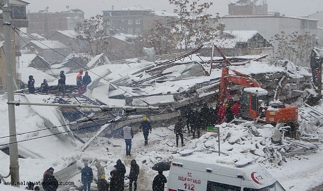 Malatya'da yoğun kar altında arama kurtarma çalışmaları sürüyor