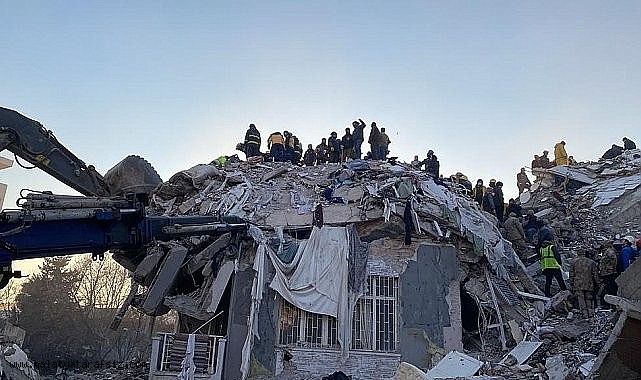 Malatya, Kahramanmaraş ve Şanlıurfa'da yıkılan bazı binaların müteahhitleri İstanbul'da yakalandı