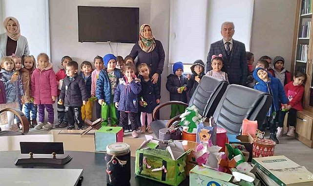 Minik yüreklerden kocaman bağış