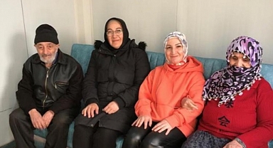 Depremzede Hüseyin amca, "Cumhurbaşkanımızın yükü şimdi daha ağır, Rabbim yardımcısı olsun"
