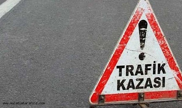 Tır, arıza yapan İETT otobüsü ve yol bakım aracına çarptı: 2 ölü