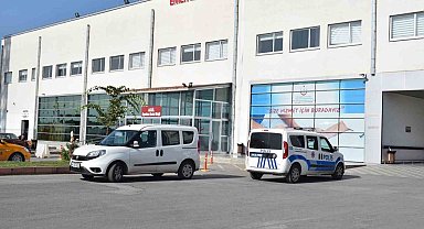 Tadilat yaparken çukura düşen şahıs yaralandı