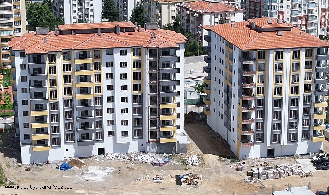 Geçit, kentsel dönüşüm konutlarını inceledi