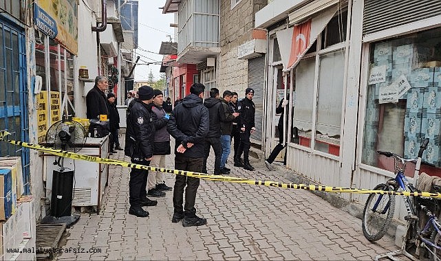 Hamur makinesine takılan atkı sonu oldu
