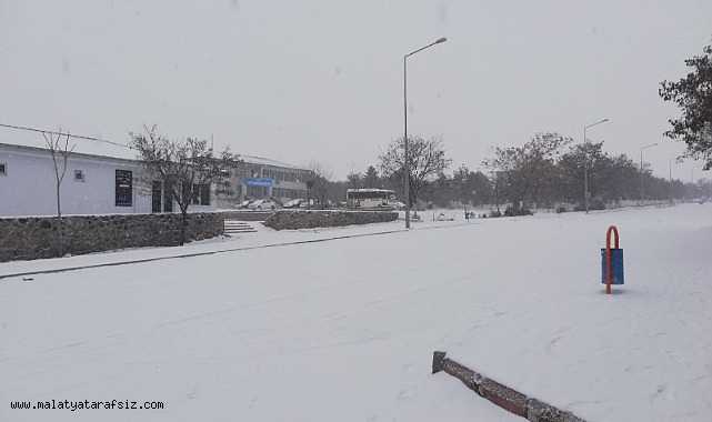 Malatya'nın yüksek kesimlerde kar kalınlığı yarım metreye ulaştı
