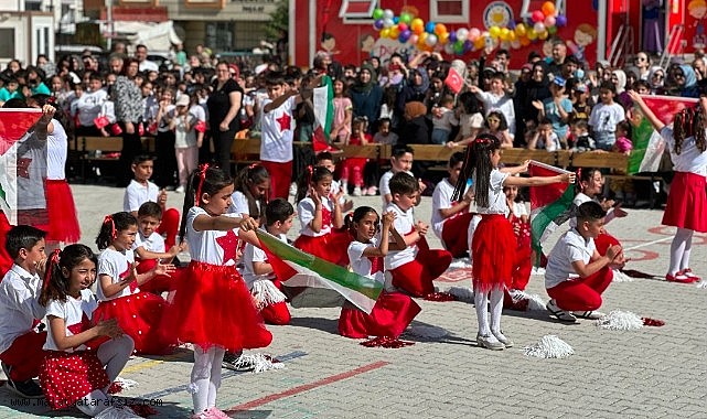 Malatya'da 23 Nisan Coşkusu, minikler bayramlarını renkli etkinliklerle kutladı