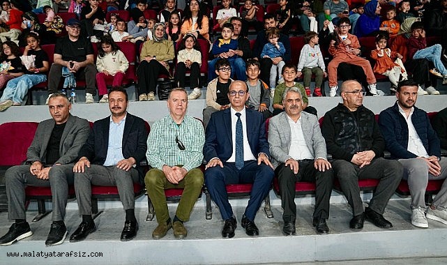 Cambaz Mithat 'Yetenek Sirkiniz' gösterisi renkli ve heyecanlı anlara sahne oldu