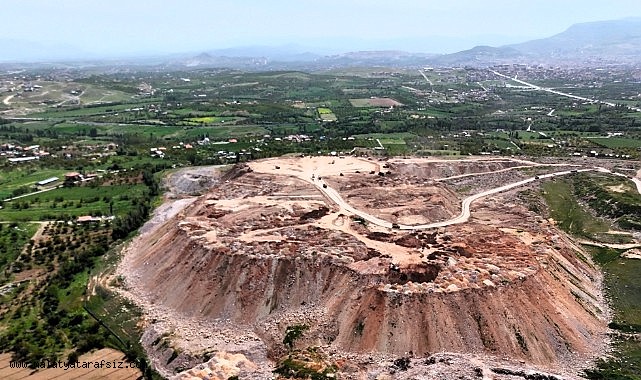 Malatya'da depremin izleri dağ oldu