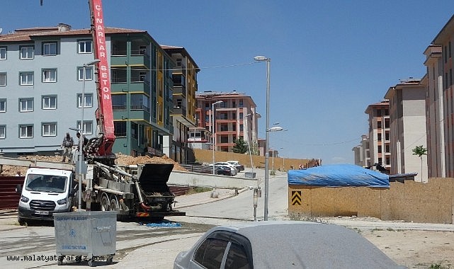 Malatya'da inşaat alanındaki çukura düşen işçi yaralandı