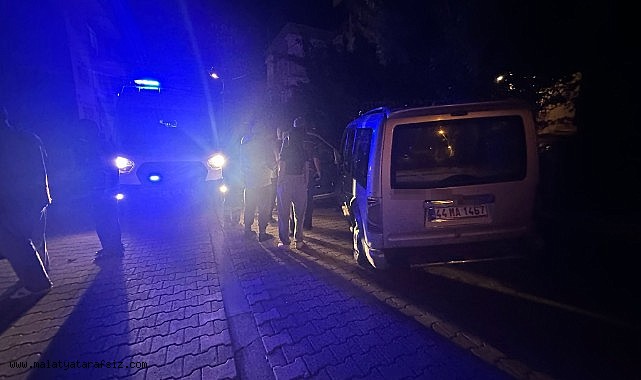 Kontrolden çıkan araç bahçe duvarına çarptı: 1 yaralı