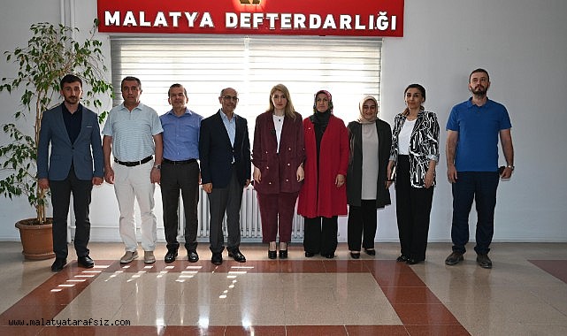 Milletvekili Ölmeztoprak'tan Defterdarlık ziyareti