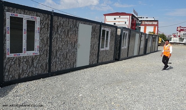 Barınmak için konteyner üretmek isterken seri üretime geçti
