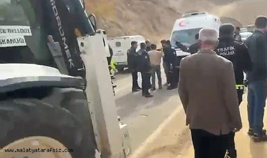 Malatya'da minibüs devrildi: 3 yaralı