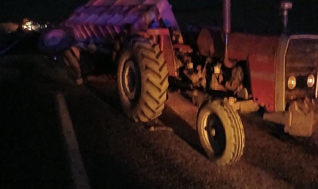 Malatya'da otomobil traktöre çarptı: 1 ölü, 4 yaralı