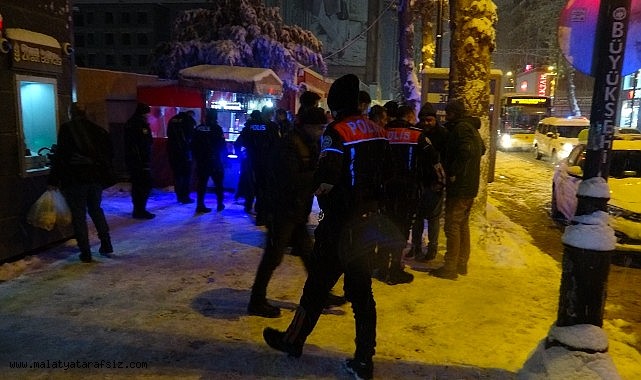 Malatya'da kadınların bıçaklı kavgası kanlı bitti: 1 ölü, 1 yaralı