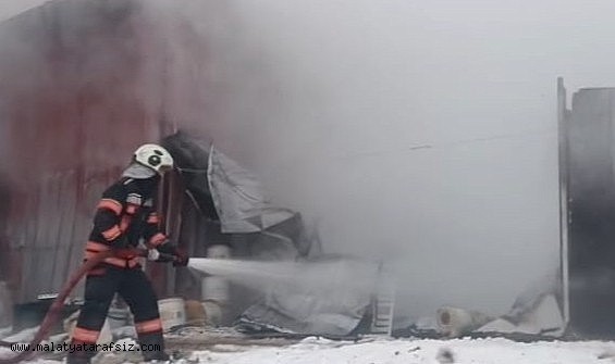 Malatya'da depo yangını