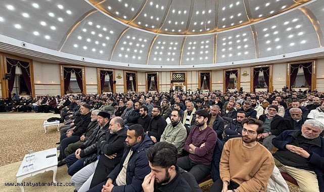 "Modern Zamanlarda Müslüman Kişilik İşaası" konferansı gerçekleştirildi.