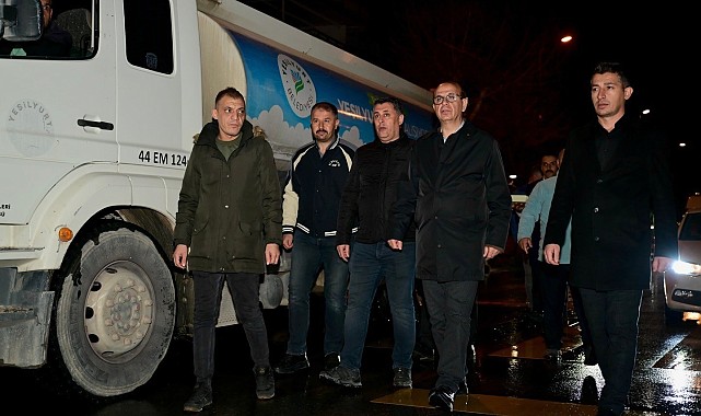 Başkan Geçit, İnönü Mahallesindeki temizlik çalışmalarını inceledi