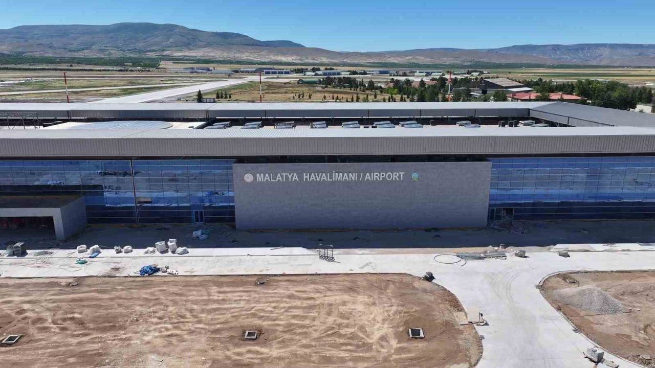 Malatya Havalimanı 2 buçuk milyon yolcuya hazırlanıyor