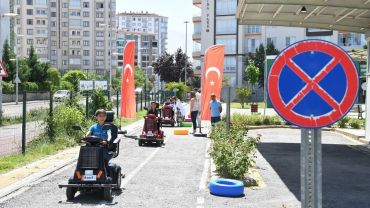 Yeşilyurt Trafik Eğitim Parkı’nda 6 Bin 820 öğrenciye uygulamalı trafik eğitimi verildi
