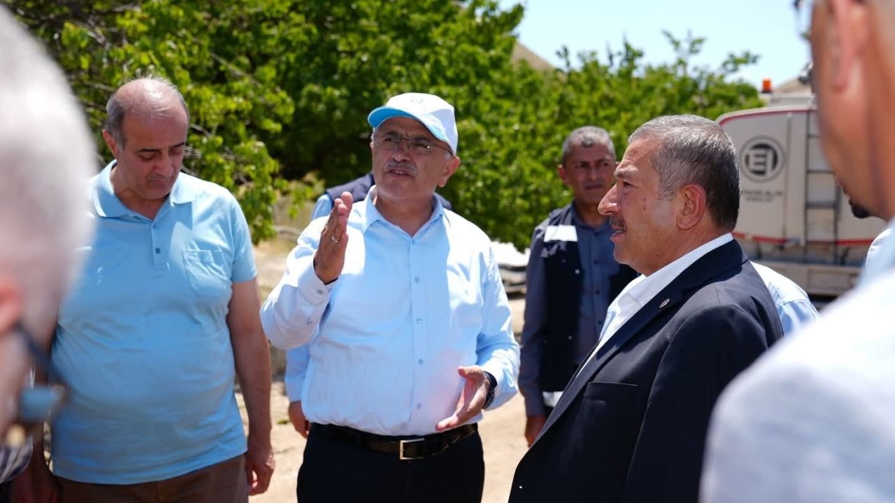 Başkan Er ve Bozkurt, Darende’de yol çalışmalarını inceledi