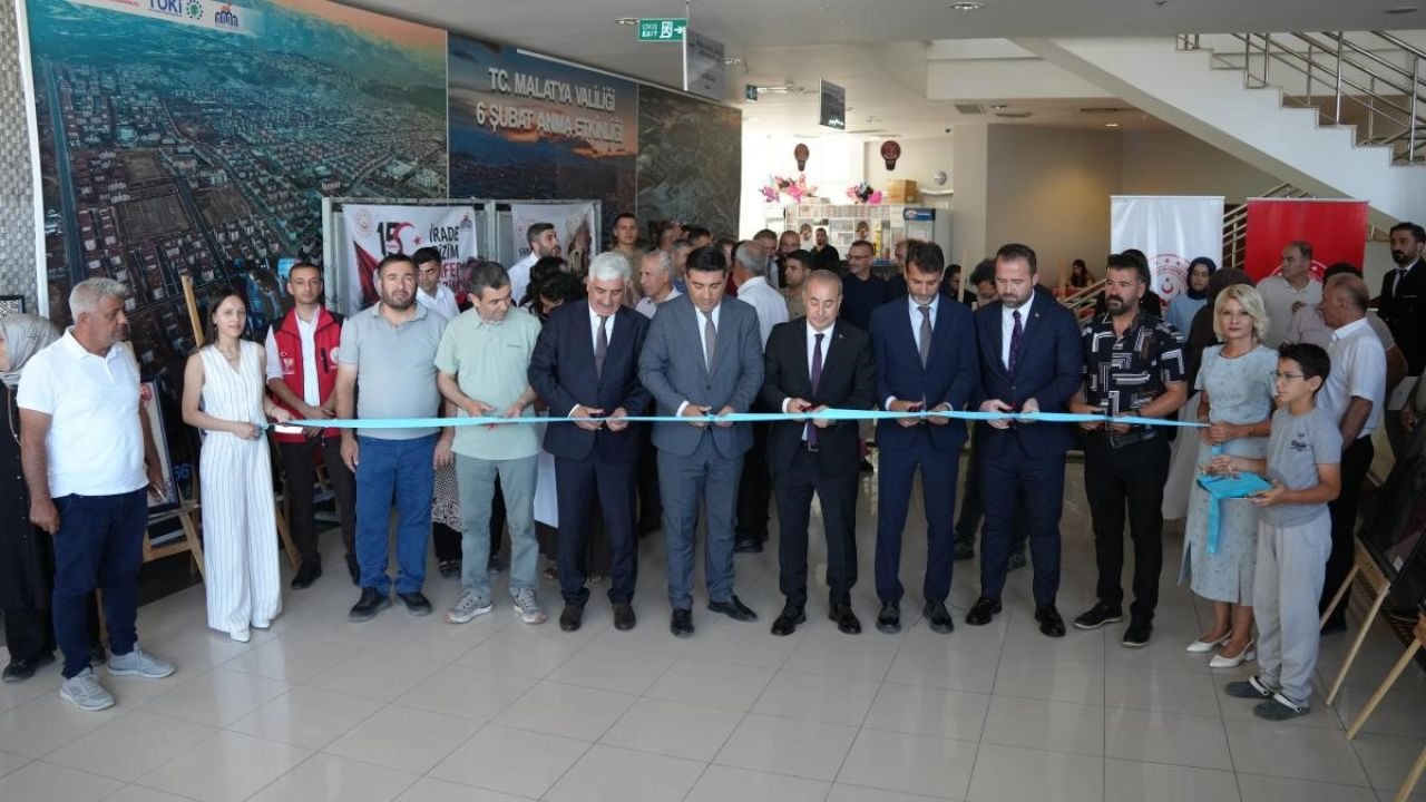 "İrade Bizim Zafer Bizim" temalı sergi açıldı